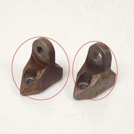 [PRODUIT D'OCCASION] Paire support moteur origine pour moto Suzuki 400 GSF Bandit 1991 (1/3)