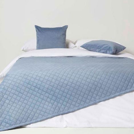 HOMESCAPES Diamond Quilted Blue Velvet Throw