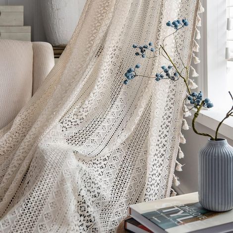 Set aus 2 transparenten Gardinen aus bestickter Spitze im Bohemian-Vintage- und Landhausstil für Wohnzimmer und Schlafzimmer (Beige Häkelspitze, 150 x 220 cm) (1/5)