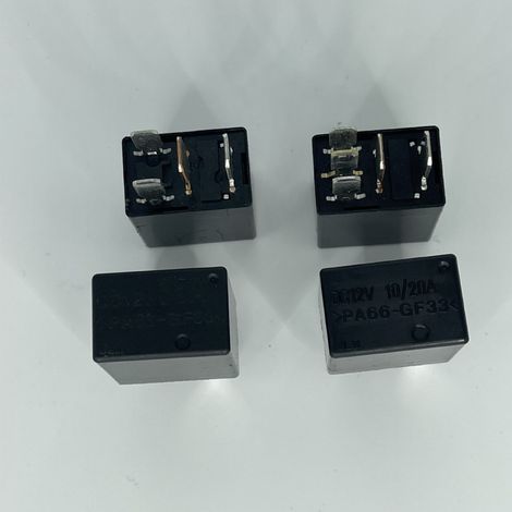 Relais 12V importé PA66-GF33