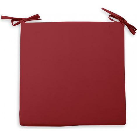 Soleil D Ocre – Dessus de chaise 40x40 cm rouge – Épaisseur 3 cm – Enveloppe 100% polyester – Garnissage mousse polyester – Attaches à nouettes (1/2)