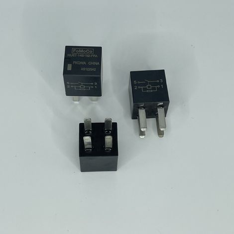 Relais von voiture Ford HU5T-14B192-FFA