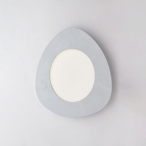 Plafoniera triangolare in metallo laccato con decorazione argento antico e led integrato H.5 - Ø 40