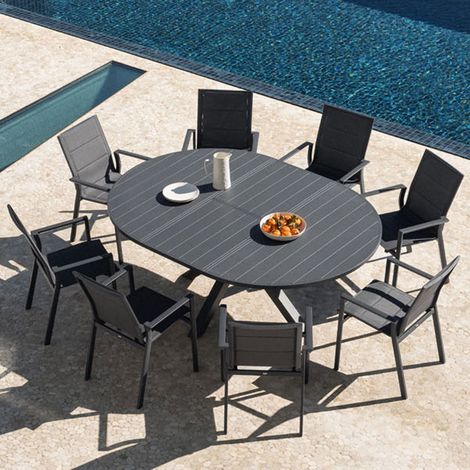 Set composto da tavolo rotondo allungabile Barces 145-200x145 cm e 8 sedie da giardino impilabili in alluminio con braccioli Kar SKLUM            