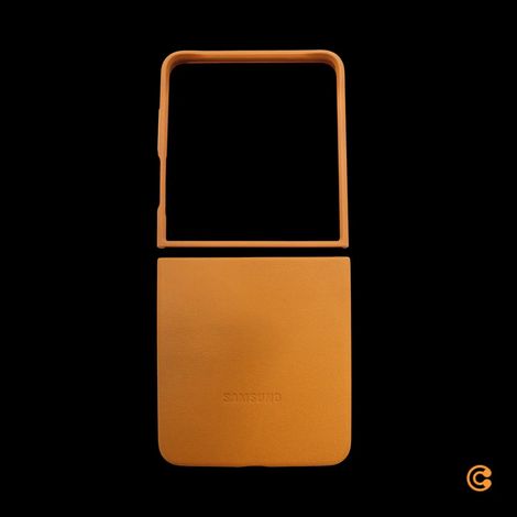 [NEUWERTIG] B-Ware Samsung Hülle Case Schutz Galaxy Z Flip7 Handyhülle Braun Kindsuit Cover Camel (1/2)