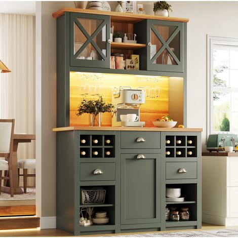 Credenza alta da cucina in MDF e vetro verde antico 120 x 45 x 188 cm con LED, prese AC/USB e portabottiglie (1/5)