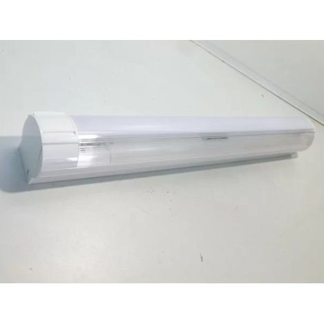 Sarlam 118810 - Lampada da parete Fluolux G13 18W IP44 IK07 - Singola L629mm