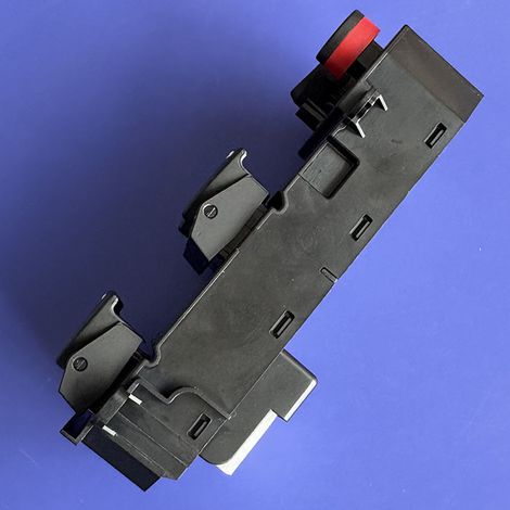 35750-SMG-G02 is suitable for Honda Civic power window regulator switches. (1/4)