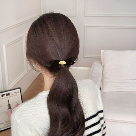 1 pince à cheveux en velours rouge avec nœud pour frange - Pince latérale rétro française - Accessoire pour cheveux de front (1/5)