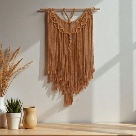Suspension murale en macramé – Jaune ocre, nouée à la main, 50 × 75 cm – Décoration murale bohème – Idée cadeau – Cadeau de Saint-Nicolas et de Noël (1/3)