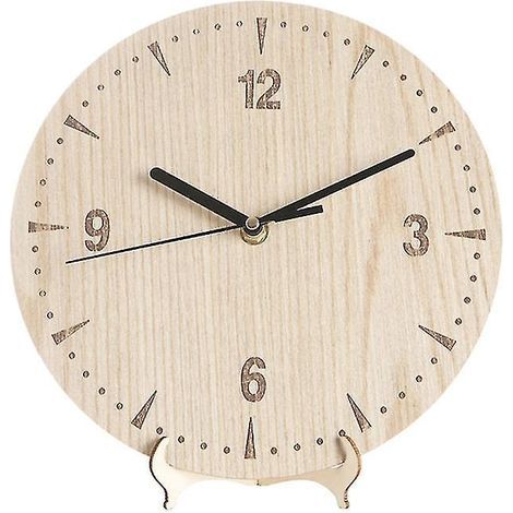 Wanduhr aus Holz zur Zeitanzeige (1/3)