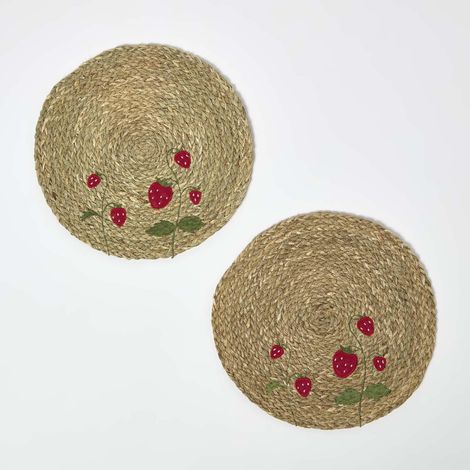 HOMESCAPES Round Strawberry Bulrush Placemats, Set of 2 (1/5)