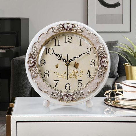 Horloge de table vintage, style européen rétro silencieux, à poser près de la cheminée ou sur un bureau, à piles, mouvement à quartz silencieux, pour chambre à coucher (blanche)