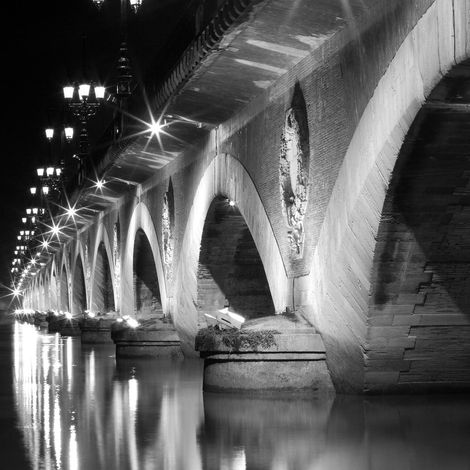 Tableau sur toile pont pierre bord noir et blanc 45x45 cm - Impression sur Toile Murale Décorative - Image imprimée en HD sur Toile - Toile sur Châssis en Bois FSC - Fabriqué en France (1/4)