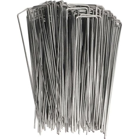 Packung mit 100 U-förmigen Gartenstäben aus verzinktem Stahl zur Befestigung von Unkrautvlies und anderer Pflanzendekoration. Rauheit: 3 mm.
