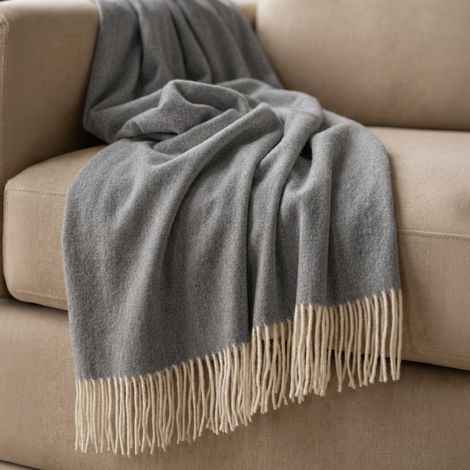 Plaid Living 130x170 cm en Mélange de Coton - Couleur Gris Foncé - Plaid Léger 250 g/m² pour Canapé et Lit - Design Èlégant et Tissu Doux
