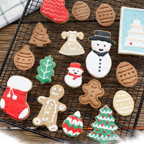 Set mit 4 Silikon-Ausstechformen für Weihnachtsplätzchen, geprägtes Muster, OPP-Beutel. (1/5)