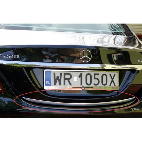 Mercedes Clase C W205 - Embellecedor cromado en el portón trasero - Tuning (1/5)