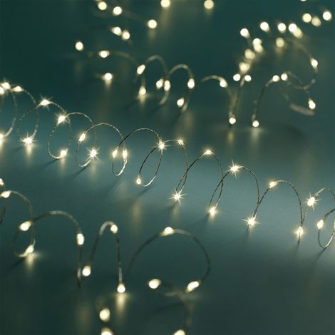 LED Draht Lichterkette 5 m - 100 LED / warmweiß - Deko Beleuchtung für Außen mit 8 Funktionen - Batterie betrieben auf Silberdraht