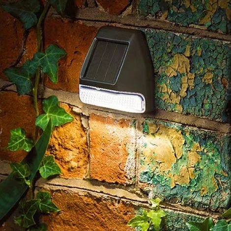 Solarbetriebene Außenleuchten im europäischen Stil für Innenhöfe, Wandleuchten, Treppenleuchten, Stufenleuchten, Zaunleuchten und Nachtlichter. (1/5)