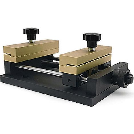 Outil de découpe de feuilles pour les pinces de machines de marquage utilisées pour la découpe de l'or et l'étirage horizontal (1/5)