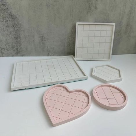 Lot de 4 moules en silicone, ensemble de sous-verres, moule de moulage en résine, plateau, moules de sous-verres en résine, plateau de moules en résine pour la côte de bricolage (1/3)