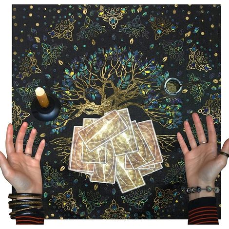 Nappe de Table Carrée en Tissu Arbre de Vie pour Tarot Divinatoire Tapis de Sorcellerie, Accessoire Spirituel de Décoration Maison, Voile de Protection pour Cartes Oracle (1/5)
