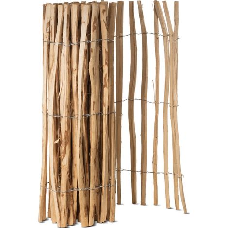Easycloture – Clôture en bois de noisetier L 5m x H 1m20 – Espacement des piquets 4 à 5 cm – Résistante aux intempéries – Livrée en rouleau