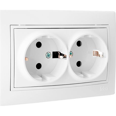 Base doble de enchufe t/tl con obturador 16a 250v solera erp60/2u