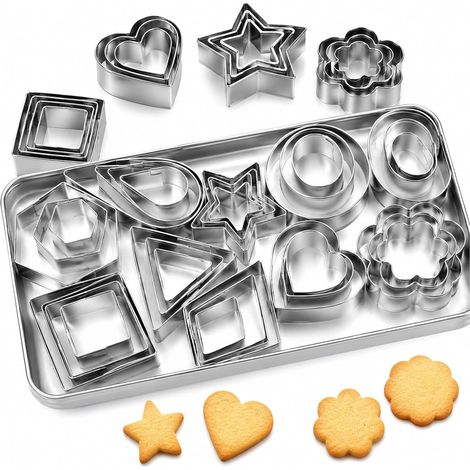 30 Piece Cookie Cutters, Mini Cookie Cutters, Cookie Cutters with Storage Box, 10 Geometric Shapes in 3 Sizes, Cookie Cutters for Cookies, Fondant and Pies. (1/5)
