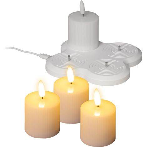 LED Kerze warm weiß aufladbar mit Ladestation 4er Set - 5 x 5 cm - Künstliche kleine Stumpenkerze mit Flackereffekt Akku betrieben - Deko Licht für Weihnachten Advent Hochzeit Geburtstag Kerze flammen