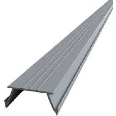 Gocciolatoio per balconi in PVC per scanalature precise ed uniformi
