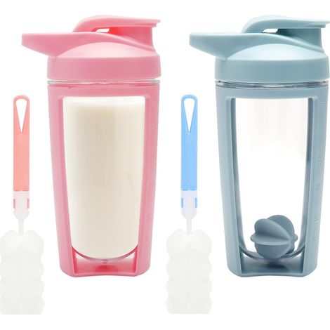 Set di 2 shaker per proteine con sfera miscelatrice, senza BPA, tazza a doppia parete da 500 ml con graduazioni e coperchio, borraccia sportiva a prova di perdite per fitness, dieta, uomo e (blu e ros