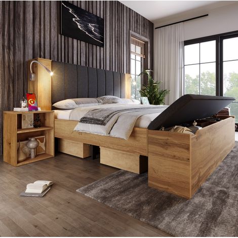 Cama doble moderna 180x200 cm acabado roble con cabecero abatible de lino, mesitas, banco arcón, luces USB y somier (1/5)