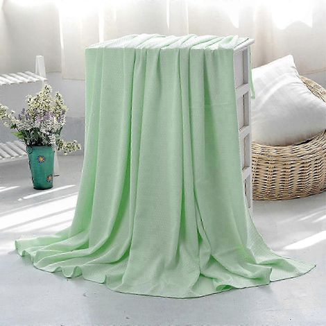 Couverture Ultra-Légère Anti-Chaleur pour Dormeurs Chauds, Absorbe la Chaleur Corporelle, Parfaite contre les Sueurs Nocturnes et Confort Toutes Saisons (1/5)
