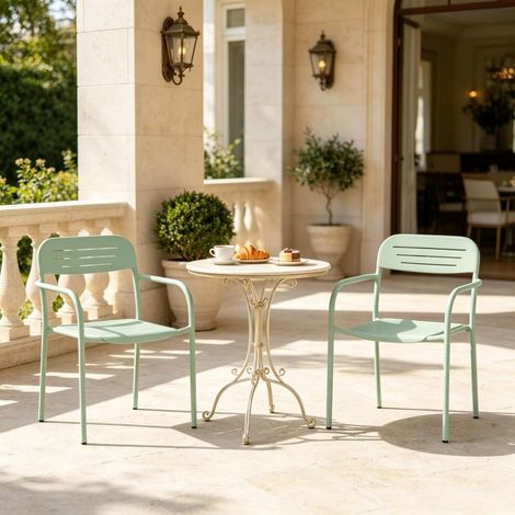 Chaises de jardin métal vert sauge, lot de 2 empilables avec accoudoirs, pour balcon et terrasse (1/5)