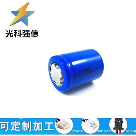 High-performance 2000mAh (3.7VA) lithium battery (26350) for high-power flashlights with a full 5A discharge capacity.