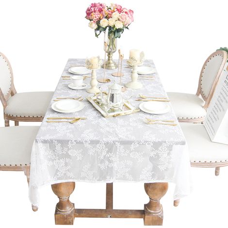 Nappe de mariage en dentelle blanche, superposition de dentelle brodée vintage pour une décoration de réception de mariage rustique en extérieur (1/5)