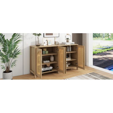 Meuble de cuisine moderne dans un style minimaliste. Porte à quatre battants en métal. Meuble de rangement simple, idéal pour les salles à manger, les salons et les cuisines. Matériau naturel. (1/5)