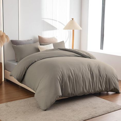 Bettwäsche 135x200 Mikrofaser 135 x 200 cm + 80 x 80 cm 02 - Taupe (1/5)