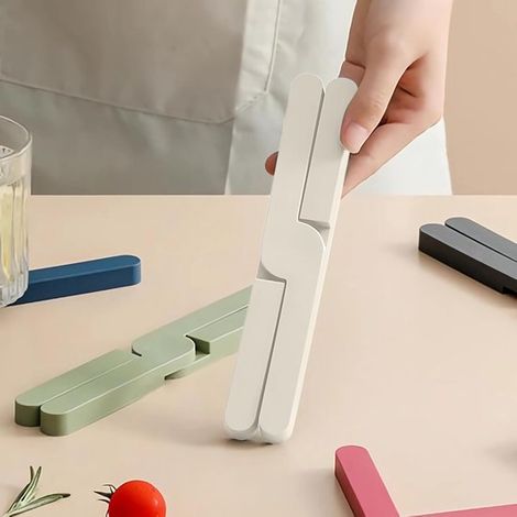 2 dessous de plat pliables en silicone - Maniques extensibles et résistantes à la chaleur, antidérapantes pour assiettes, casseroles, poêles et ustensiles de cuisine chauds - Résistantes à l'eau et an (1/2)