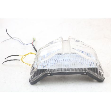[PRODUIT D'OCCASION] FEU ARRIERE YAMAHA FZ1 FAZER 1000 2007 - 2009 (1/5)