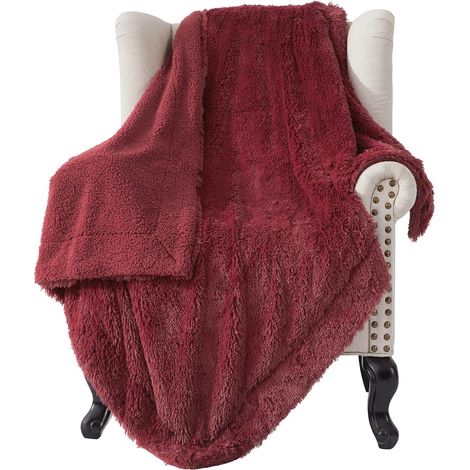 Couverture rouge en fausse fourrure bordeaux – Couvertures cadeaux pelucheuses, moelleuses et à poils longs, Sherpa doux et épais, cadeau décoratif chaleureux et confortable, 127 x 152,4 cm, 640 g/m² (1/5)