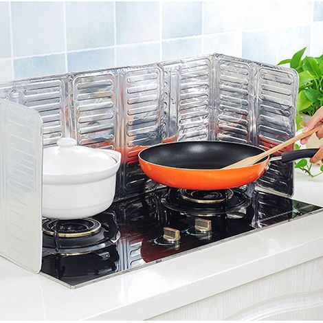 Küchenutensilien und Zubehör: Fettabscheider für Gaskochfeld, Aluminiumfolie zur Ölabscheidung, Wärmedämmung, Fettabscheider mit Anbrenn- und Spritzschutz. (1/5)