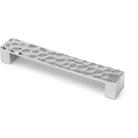 Asa de zamak con acabado cromo brillo, dimensiones:179x29x25mm y entrepuntos:160mm -