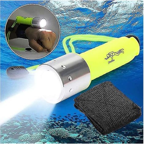 tragbare-taucherlampe-mit-6000-lumen-wasserdicht-bis-50-meter-wiederaufladbar-led-fur-mehr-sicherheit-beim-tauchen-215577276