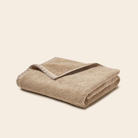 Serviette de toilette en Éponge unie et point feston triangulaire NERYDA