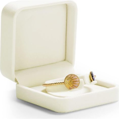 Coffret cadeau bracelet en velours, coloris beige, boîte pour bracelet 9 × 9 × 4 cm (1/4)
