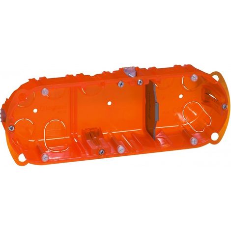 Boîte Multimatériaux 3p Pf40 Legrand Installation Polyvalente Pour 3 Postes, Profondeur 40mm. - Legrand