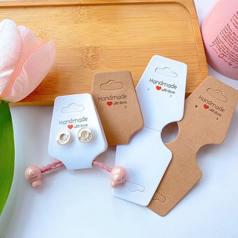 Set mit 300 Schmuckanhängern – Für Halsketten, Ohrringe und Fußkettchen – Anhänger aus Kraftpapier zum Präsentieren und für Schlüsselanhänger, Braun (1/5)